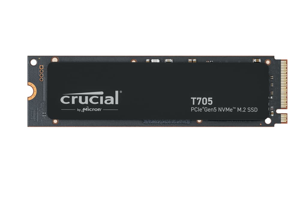 SSD T705 – SSD – 4 TB – PCI Express 5.0 (NVMe) „CT4000T705SSD3”