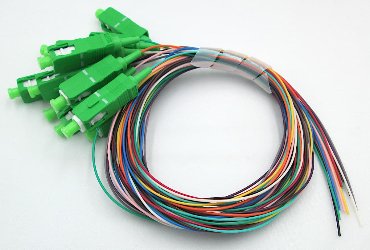 Set 12 pigtail-uri optice colorate SC/APC 1m