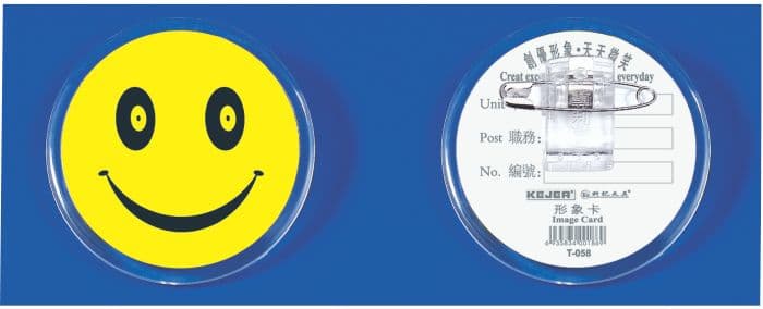Ecuson plastic KEJEA - Smile, forma rotunda , cu ac si clips, D55mm